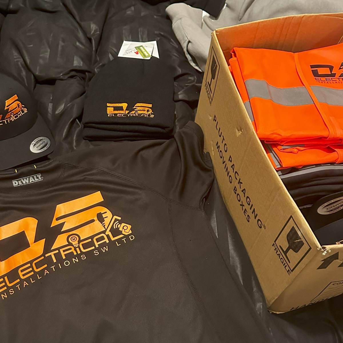 DS Electrical branded workwear