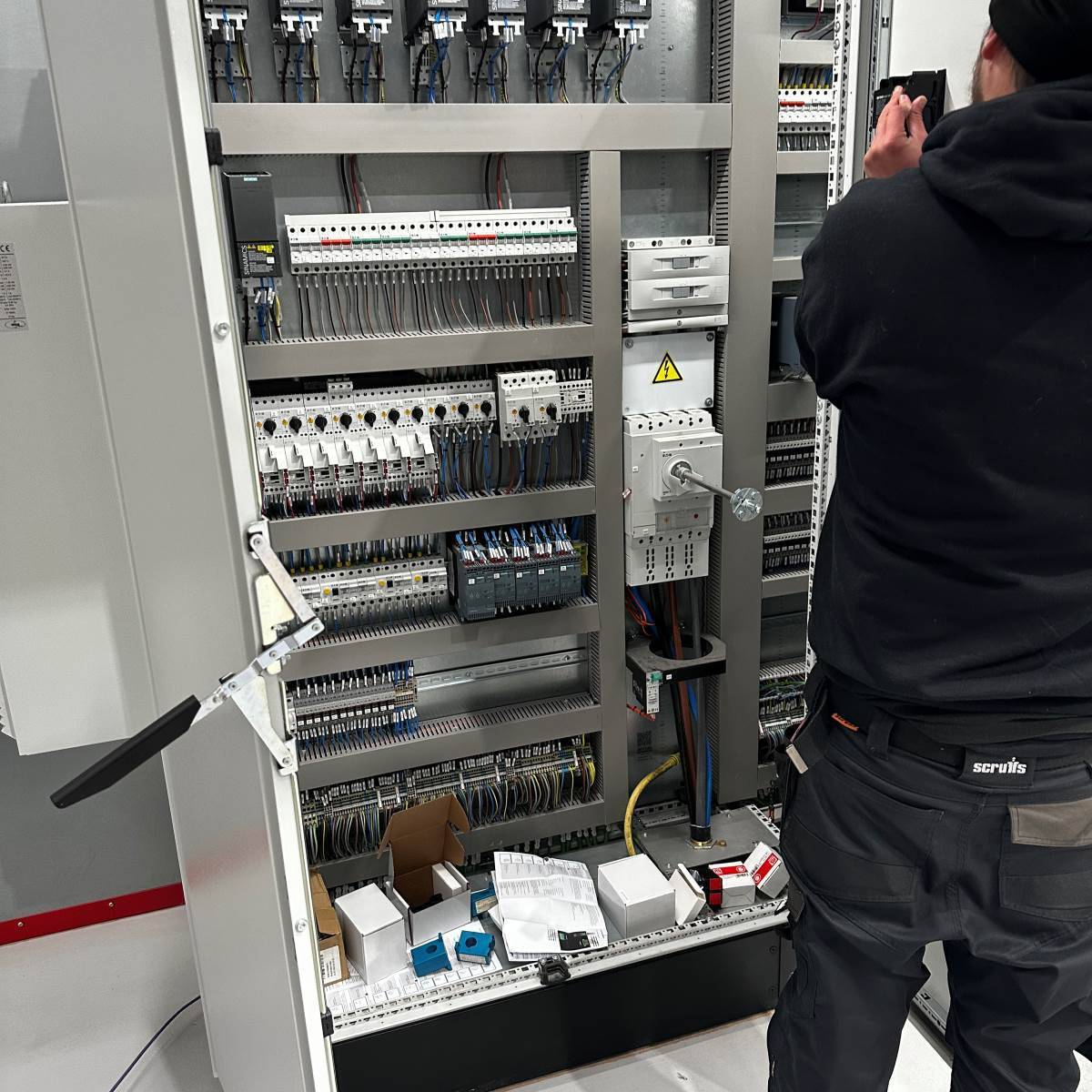 Industrial PLC control panel cabinet by DS Electrical