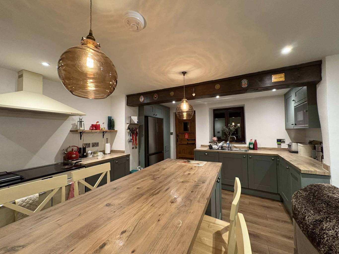 Modern kitchen electrical installation